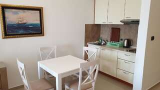 Апартаменты Apartmani Svetionik Будва Стандартные апартаменты-6